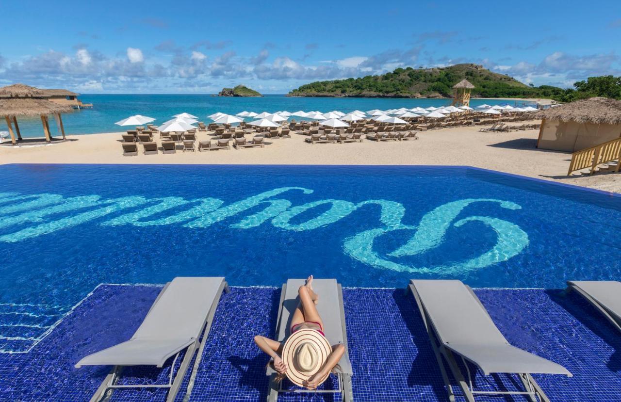 รอยัลตัน อันติกวา รีสอร์ต แอนด์ สปา - ออลอินคลูซีฟ Hotel Five Islands Village ภายนอก รูปภาพ